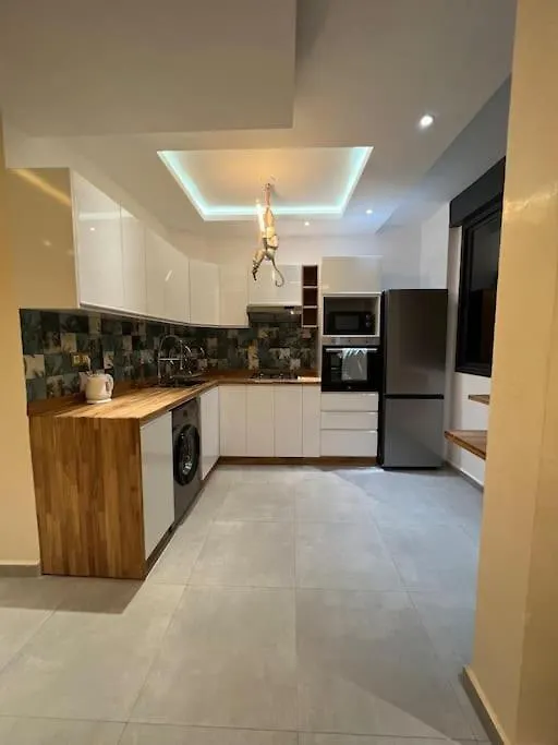 Appartement Gold Moderne Avec Hammam Centre Ville Agadir